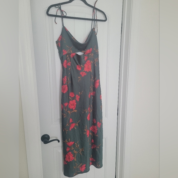 NWT Hello Molly Teal and Red Floral Midi Dress - Picture 3 of 7